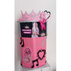 Piñata Tornado Karol G