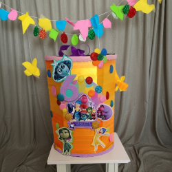Piñata Tornado Intensamente
