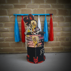Piñata Tornado Iron Maiden