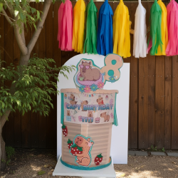 Piñata Tornado Capybara