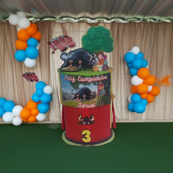 Piñata Tornado Ferdinand